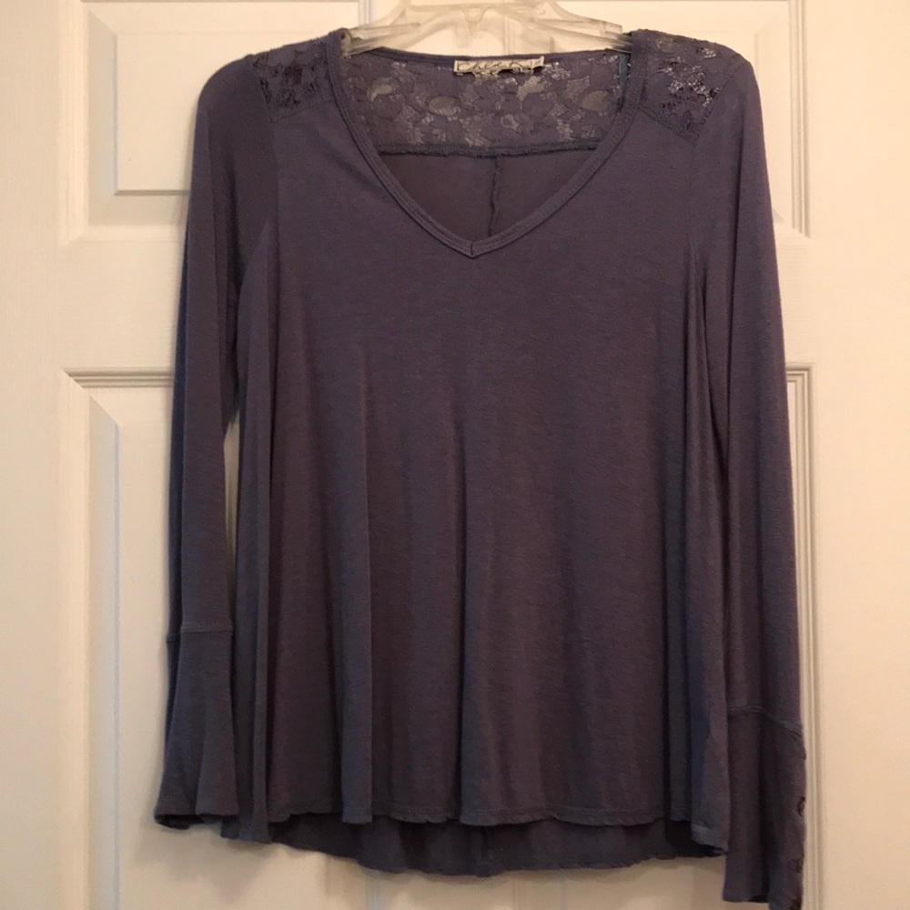 Chloe K long sleeve shirt